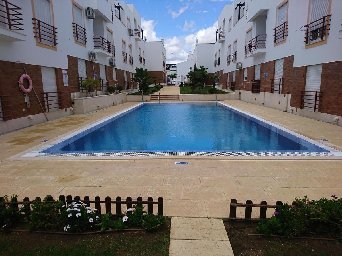 Cabanas De Tavira Gomeira, Bottom Floor 2 Bedroom Apartment Close To The Ocean Kültér fotó